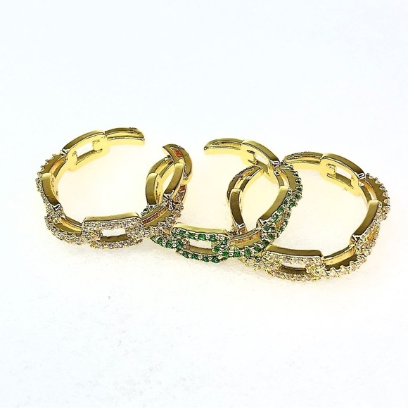 BRAND New 18K Gold Plated Cubic Zirconia 3 Rings Stackable size 7 - Picture 5 of 5